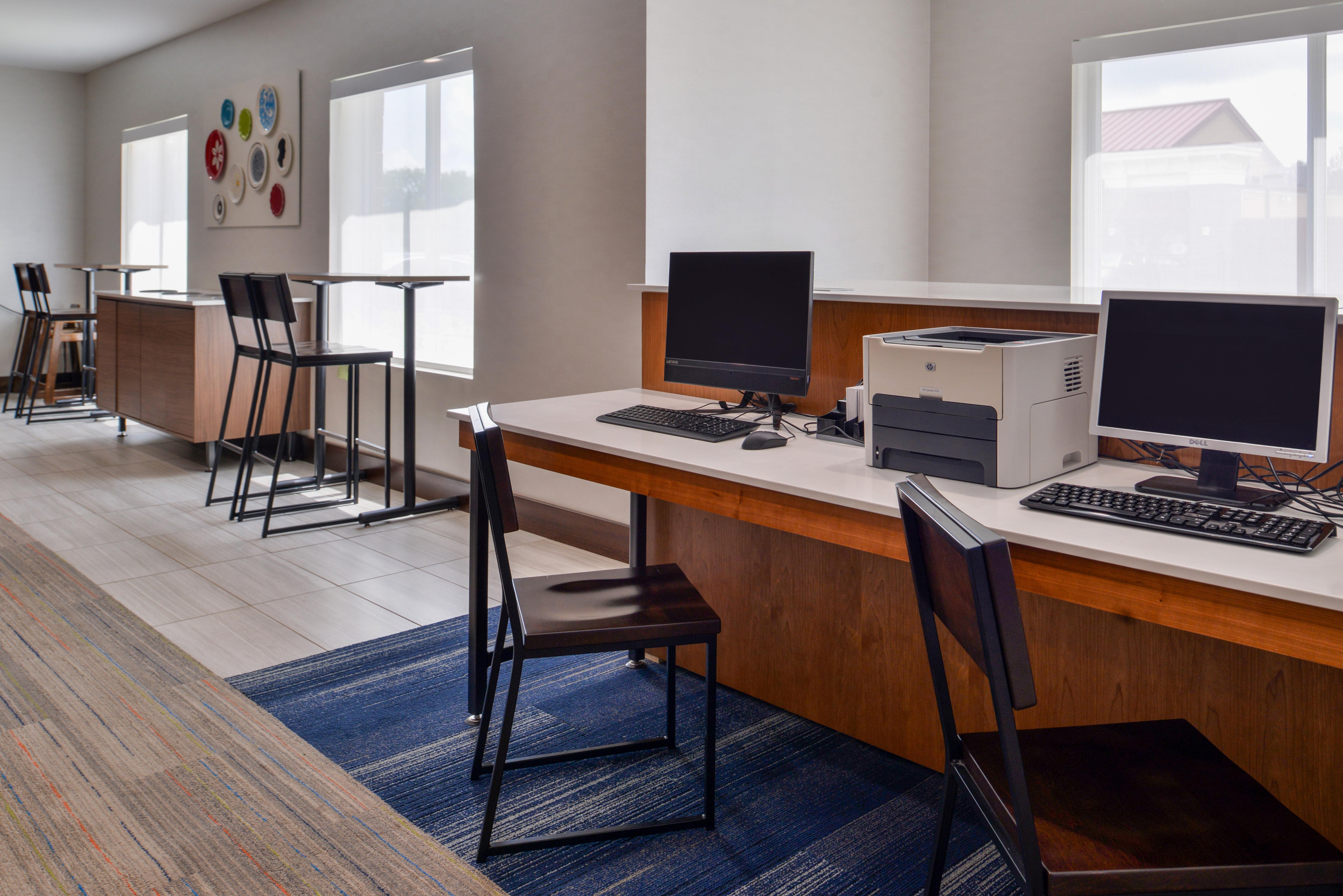 Holiday Inn Express Hotel & Suites Cincinnati - Mason By Ihg Exterior photo