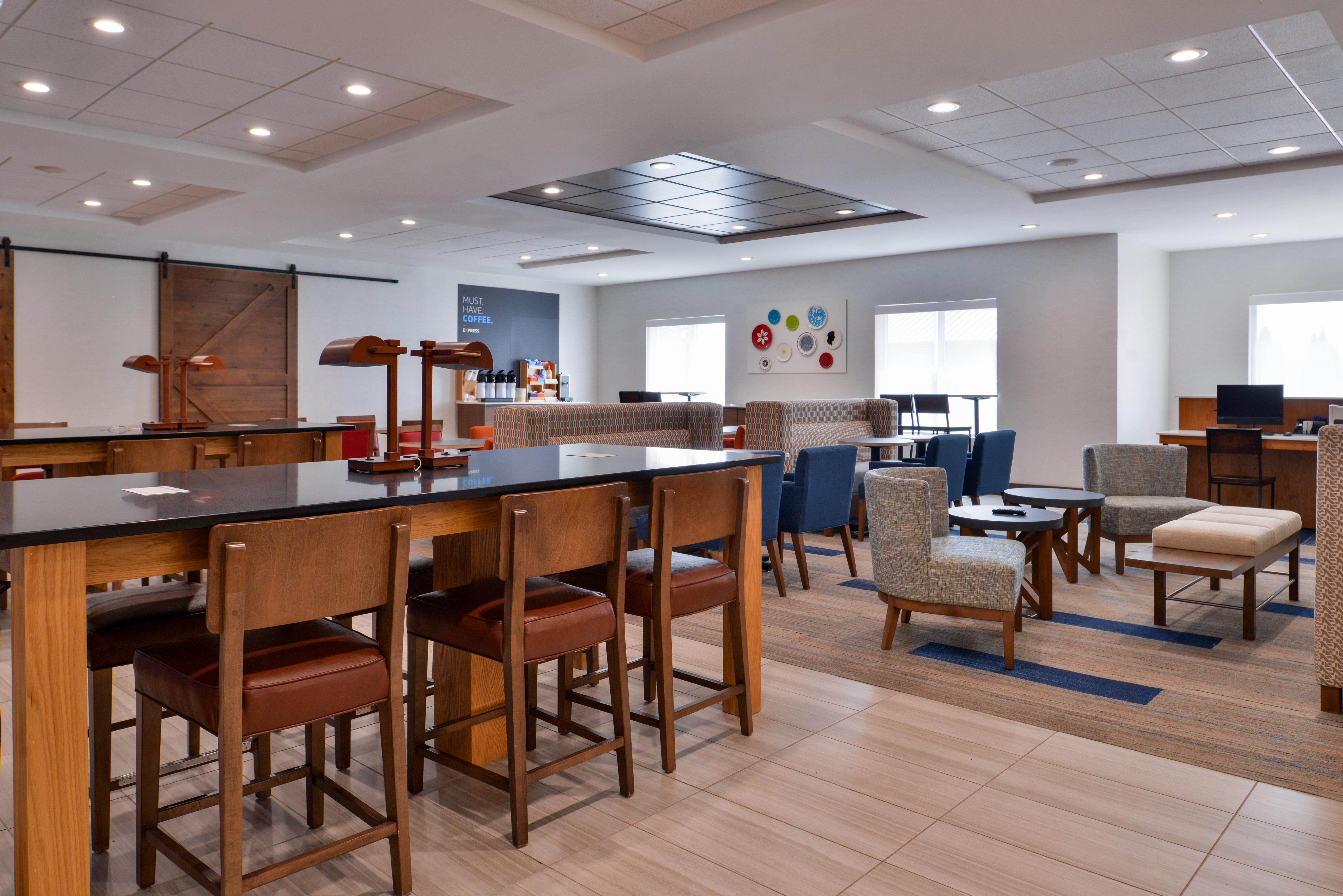Holiday Inn Express Hotel & Suites Cincinnati - Mason By Ihg Exterior photo