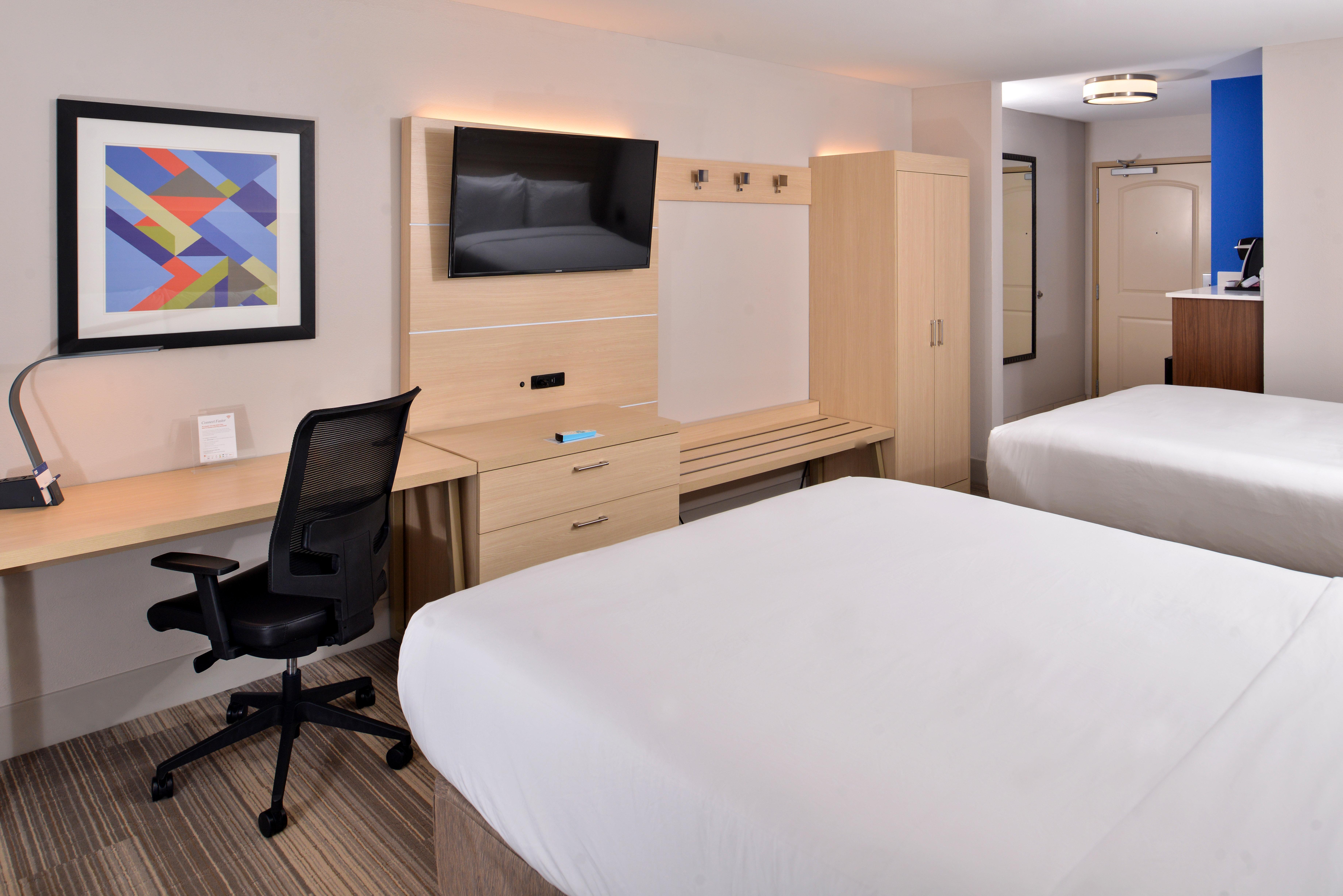 Holiday Inn Express Hotel & Suites Cincinnati - Mason By Ihg Exterior photo