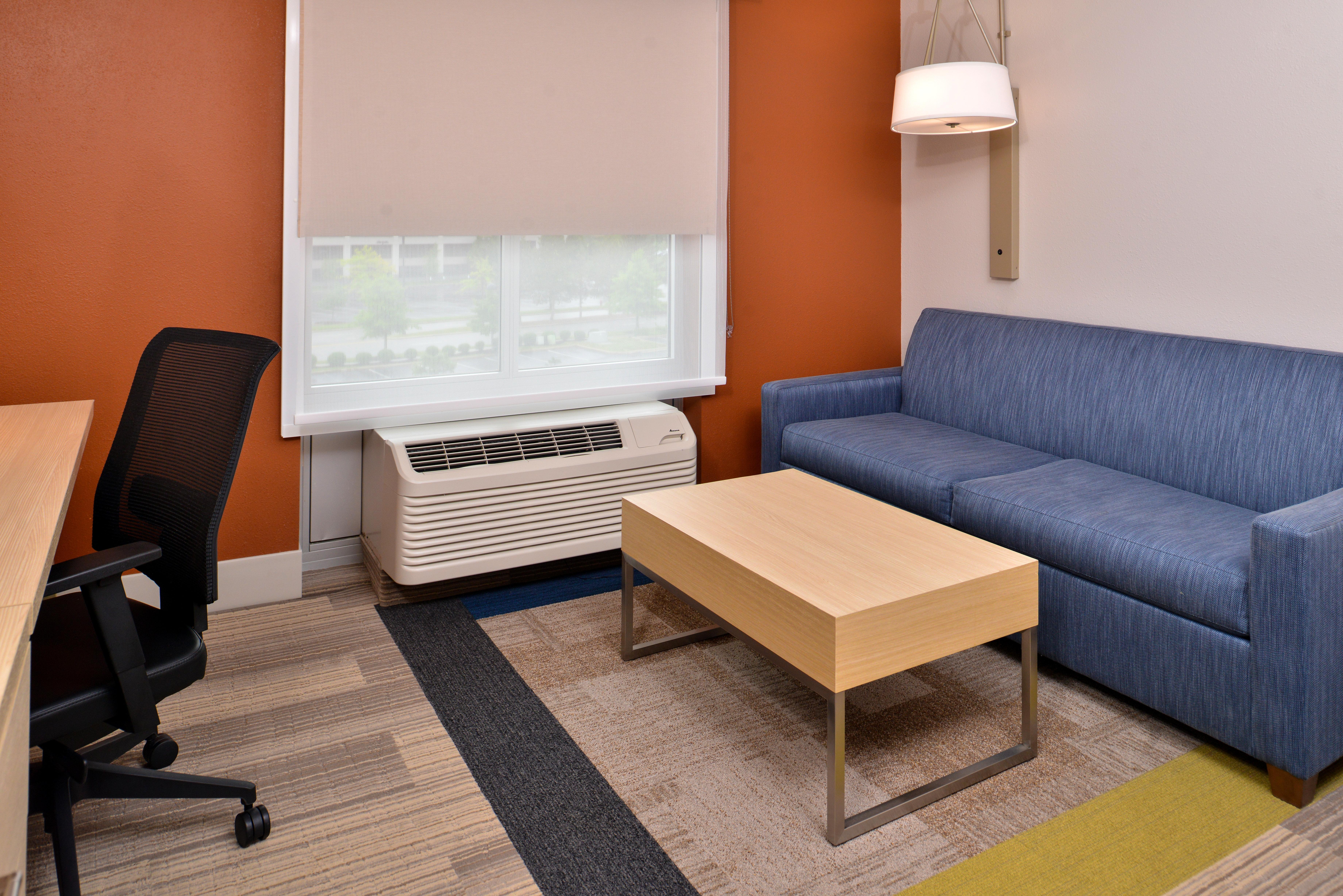 Holiday Inn Express Hotel & Suites Cincinnati - Mason By Ihg Exterior photo