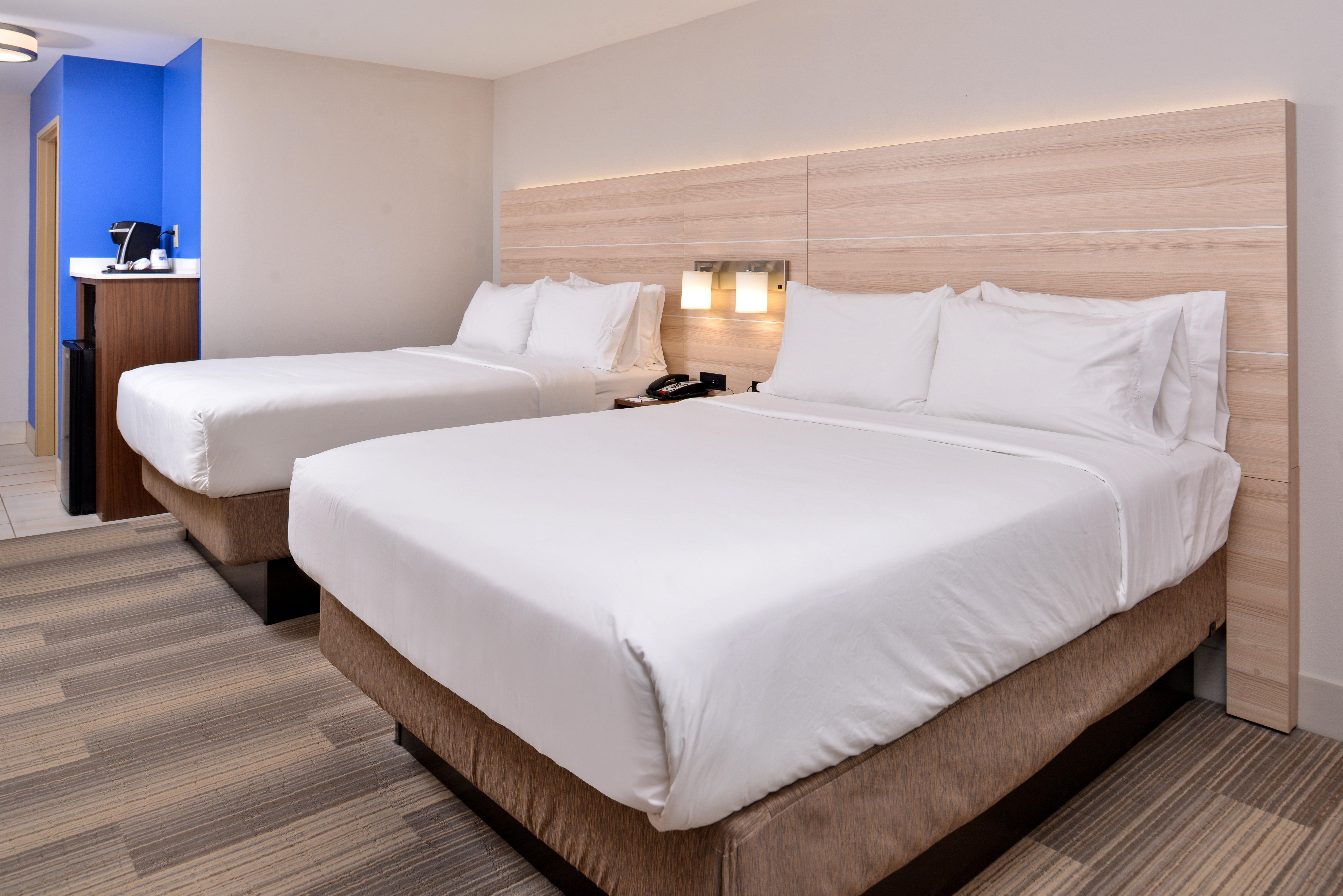 Holiday Inn Express Hotel & Suites Cincinnati - Mason By Ihg Exterior photo