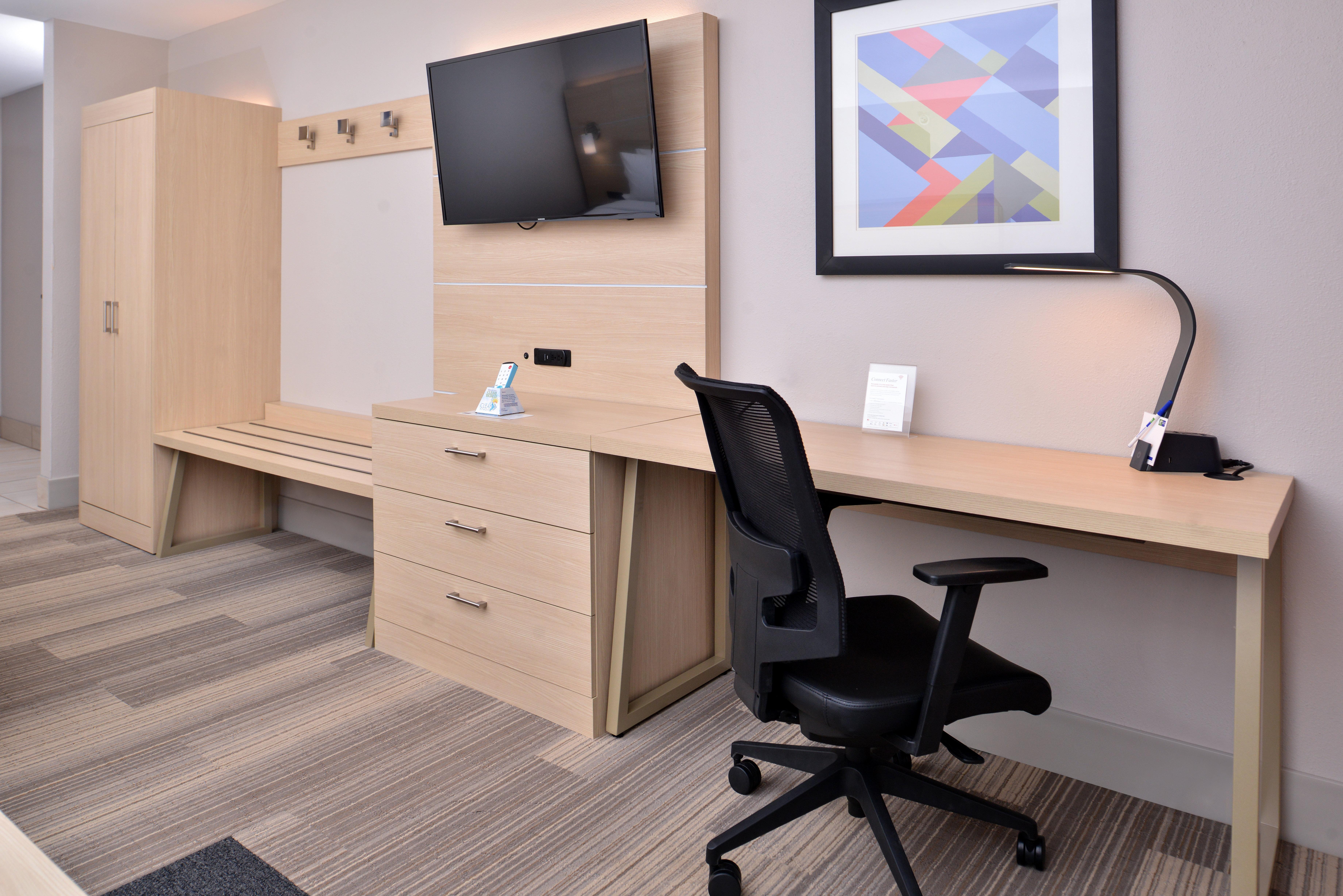 Holiday Inn Express Hotel & Suites Cincinnati - Mason By Ihg Exterior photo