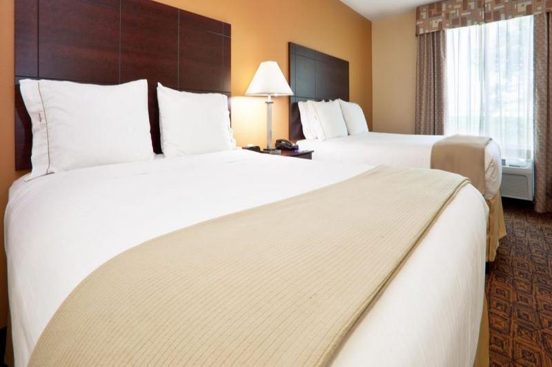 Holiday Inn Express Hotel & Suites Cincinnati - Mason By Ihg Exterior photo